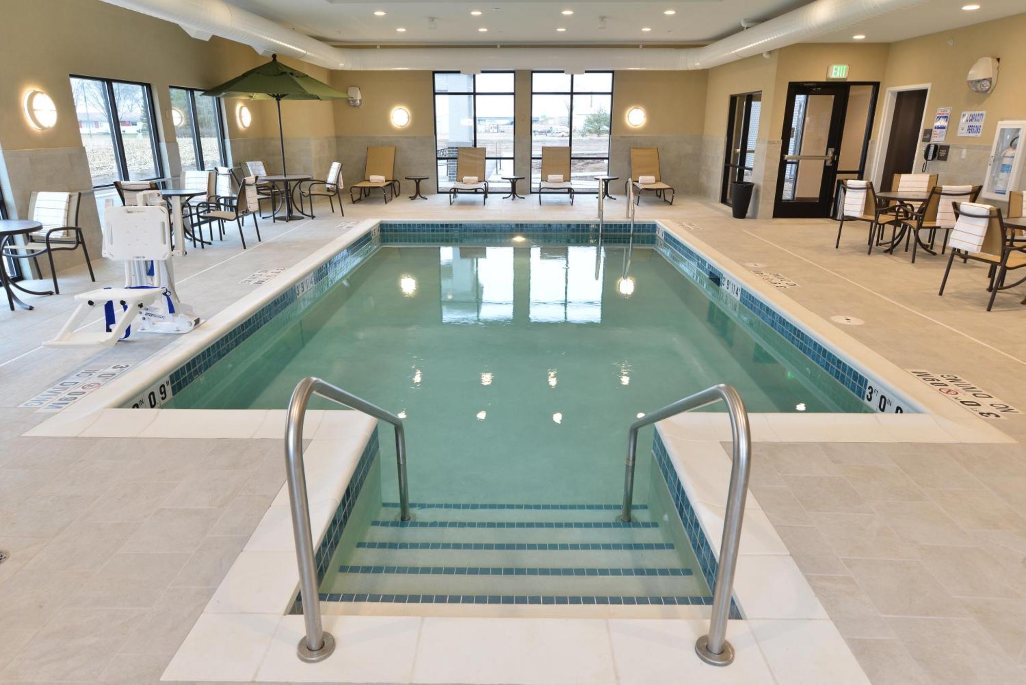 Hampton & 3* Chippewa Falls